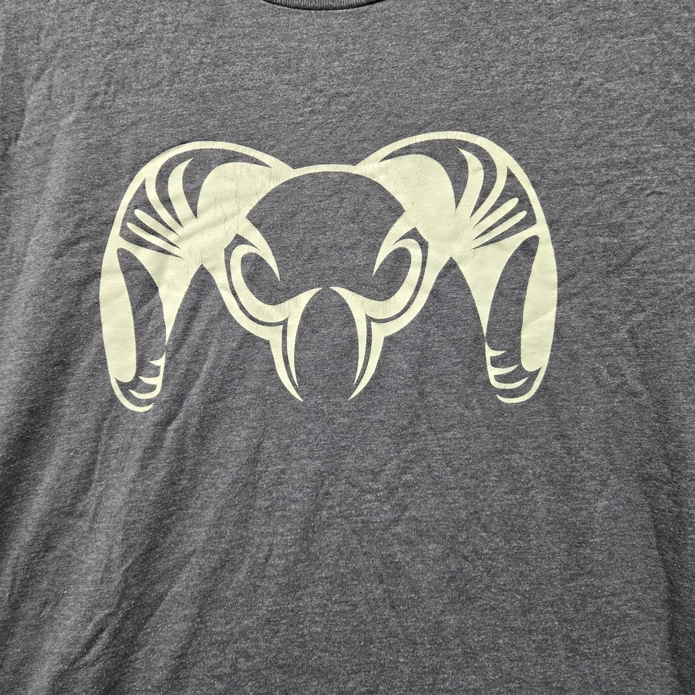 KUIU Men Shirt 2L Gray Ram Logo Graphic Print Short Sleeve Crew Neck Pullover - Picture 4 of 10